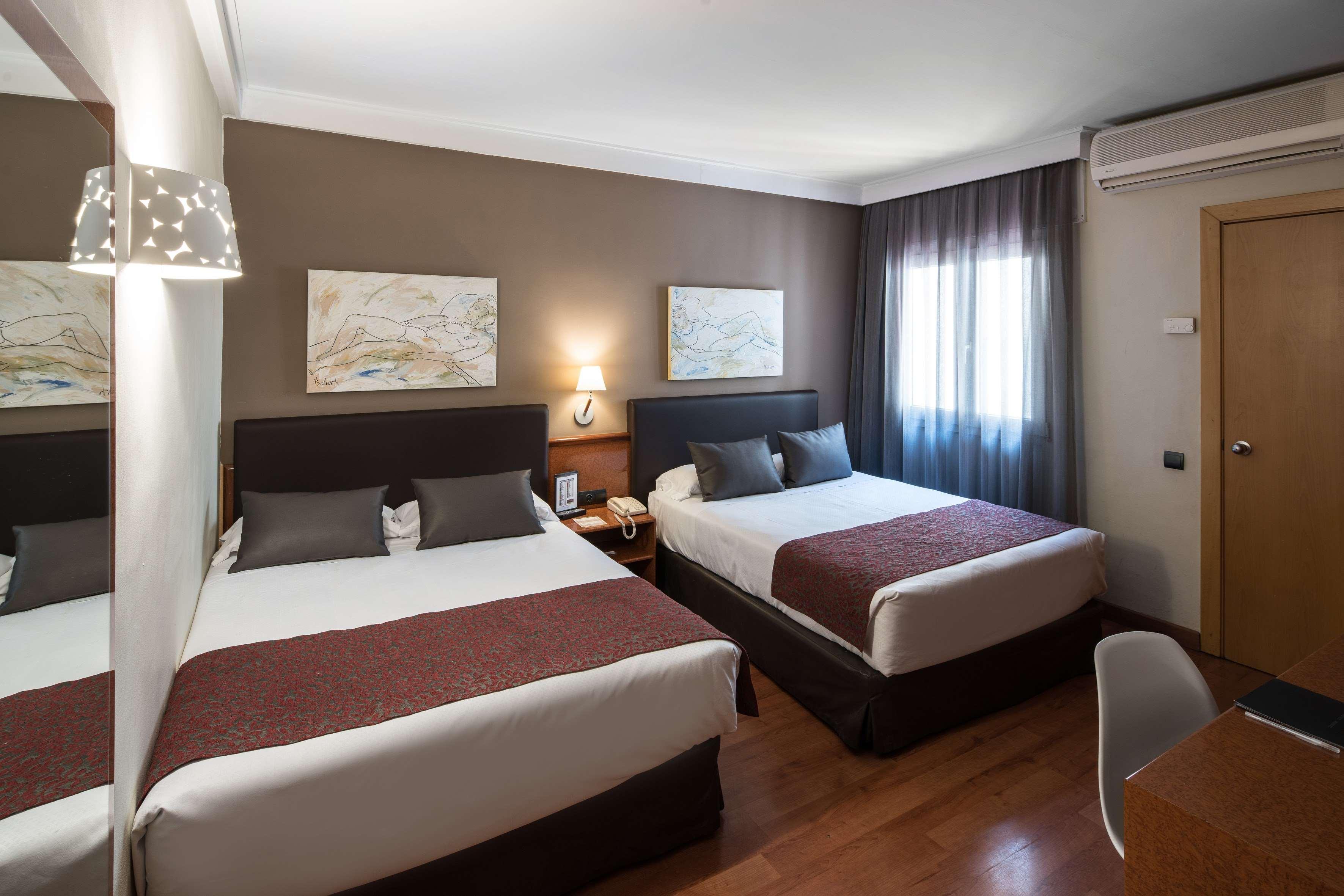 Catalonia Castellnou Hotel Barcelona Luaran gambar