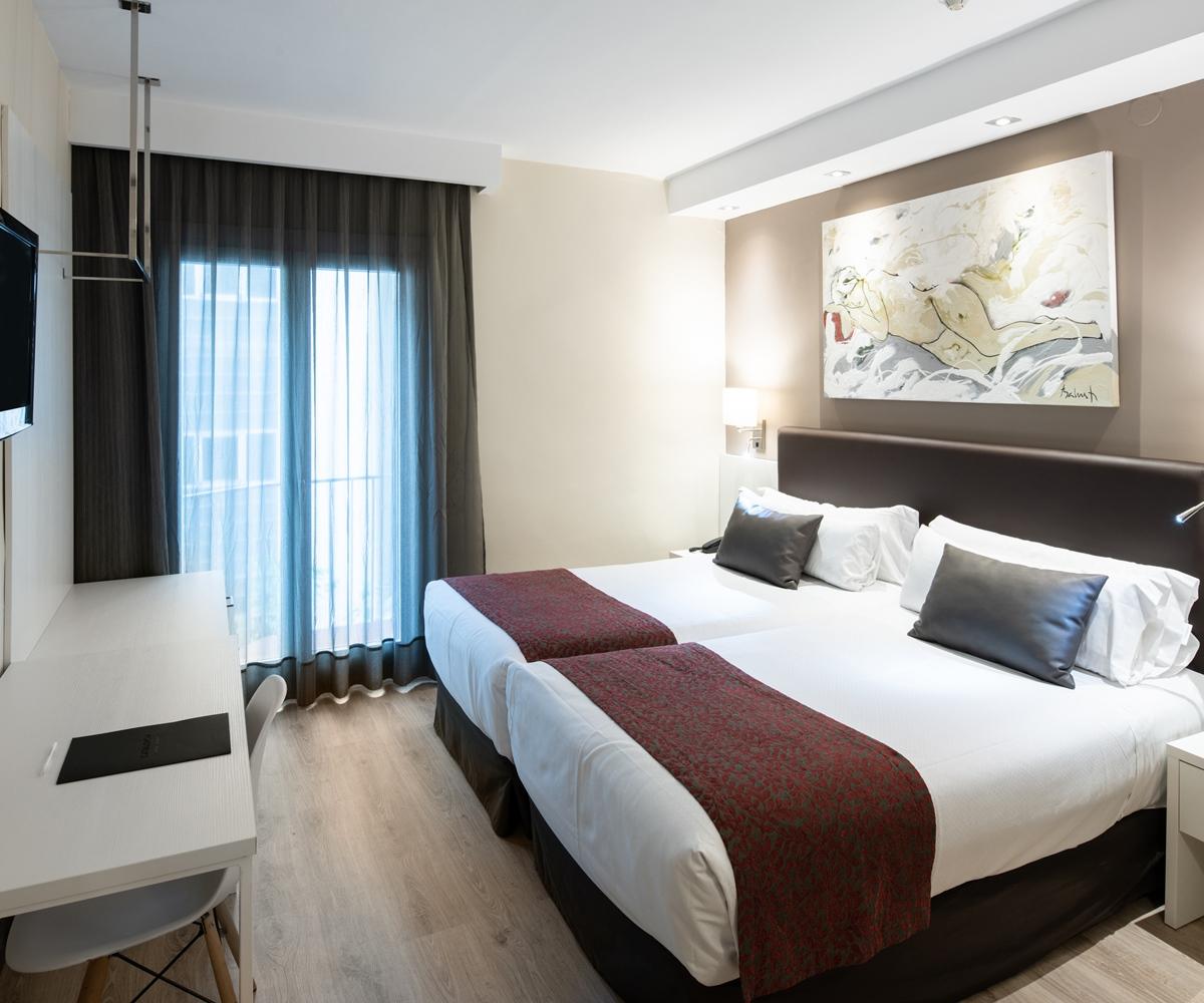 Catalonia Castellnou Hotel Barcelona Luaran gambar