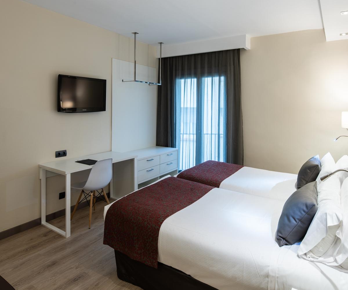 Catalonia Castellnou Hotel Barcelona Luaran gambar