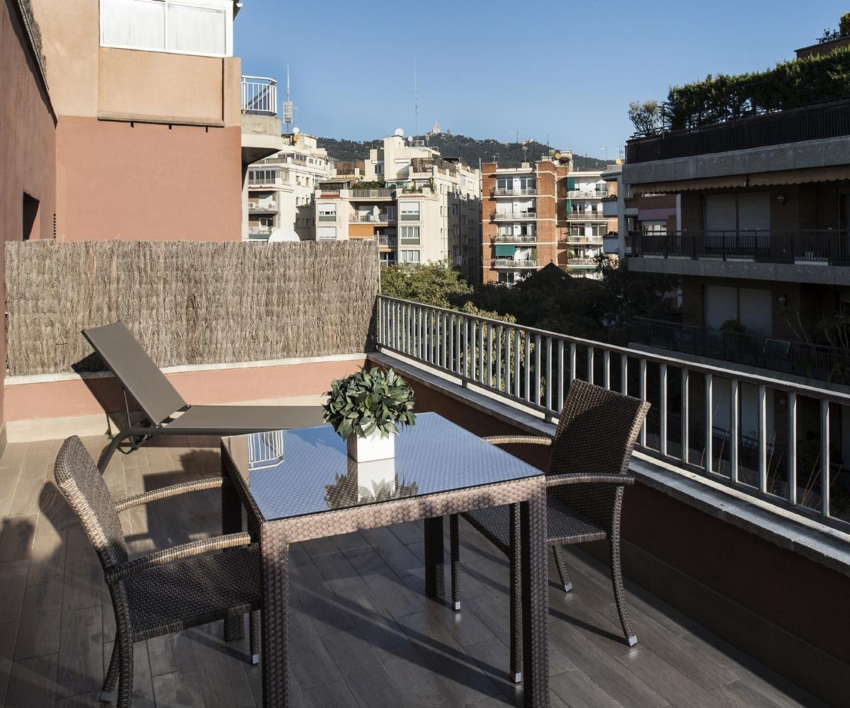Catalonia Castellnou Hotel Barcelona Luaran gambar